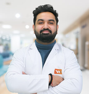 implantologist in Delhi