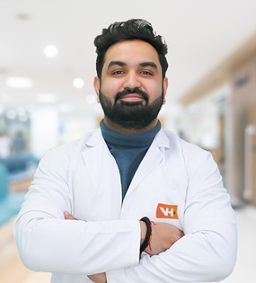 implantologist in Delhi